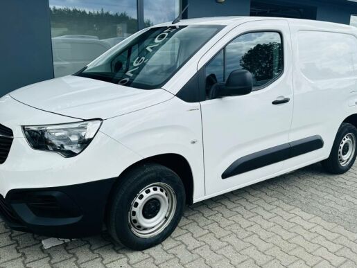 Opel Combo Van Enjoy L1H1 D15DT Diesel 75