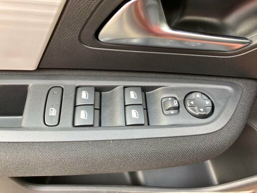 Citroën C4 1.2 PureTech 130 S&S MAN6 FEEL              