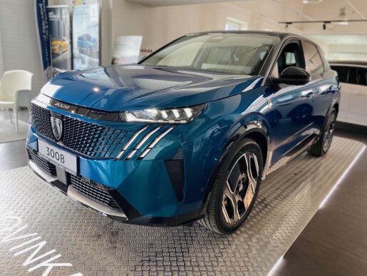 Peugeot 3008 E-3008 GT 157 kW 210 k (Baterie 73 kWh)