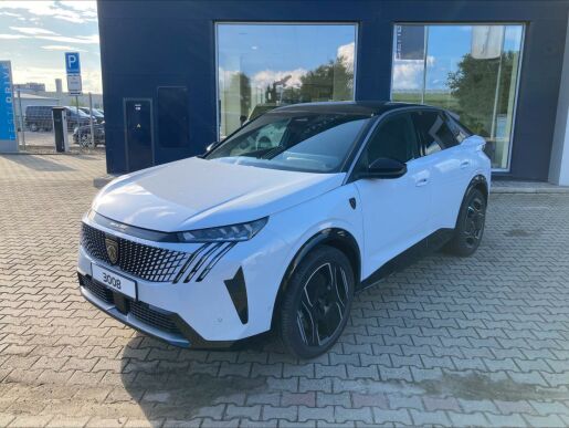 Peugeot 3008 GT Elektromotor 157 kW / 210 k