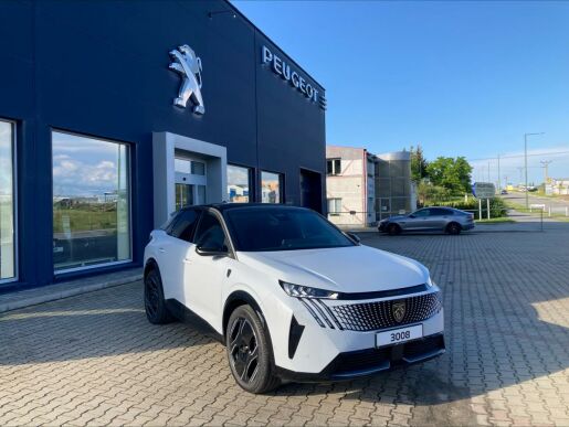 Peugeot 3008 GT Elektromotor 157 kW / 210 k