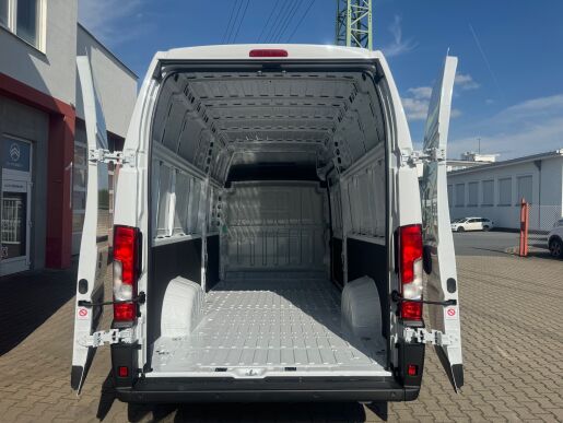 Citroën Jumper 4-35 L4H3 Furgon 2.2 165k (Záruka 5 let/200.000 km v ceně)