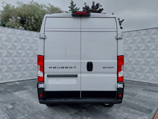 Peugeot Boxer 3500 L3H2 BlueHDi140