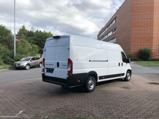 Peugeot Boxer e-Furgon L4H2 200kW, až 420km