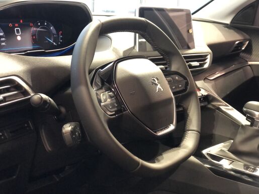 Peugeot 5008 ACTIVE PACK 1.2 PureTech 130 S&S MAN6 - 5877