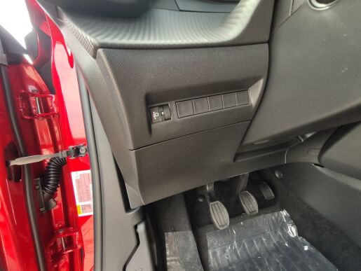 Peugeot 2008 ACTIVE 1.2 100k MAN6
