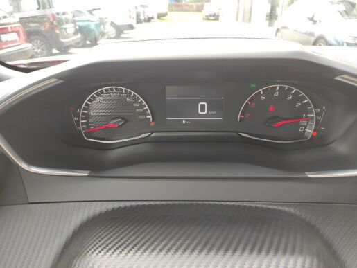 Peugeot 2008 ACTIVE 1.2 100k MAN6