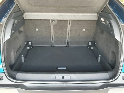 Peugeot 3008 ALLURE Hybrid 136 e-DCS6