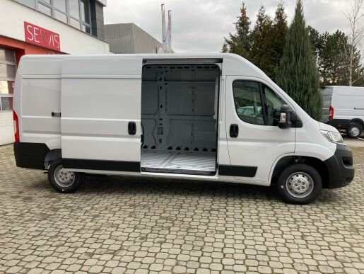 Citroën Jumper FURGON 35 L3H2 2.2 BlueHDi 140 S&S MAN6 