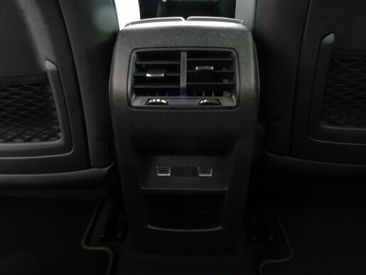 Peugeot 408 GT Hybrid 136 e-DCS6