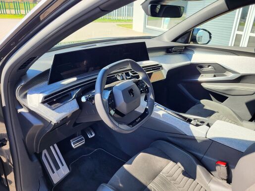 Peugeot 3008 GT Hybrid 136 e-DCS6 - 0739