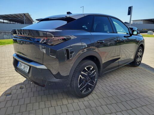 Peugeot 3008 GT Hybrid 136 e-DCS6 - 0739