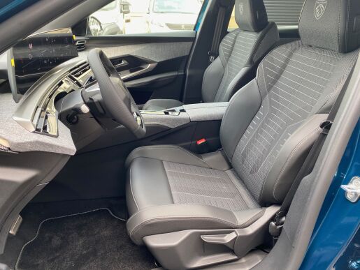 Peugeot 3008 GT Hybrid 136 e-DCS6 - 4890