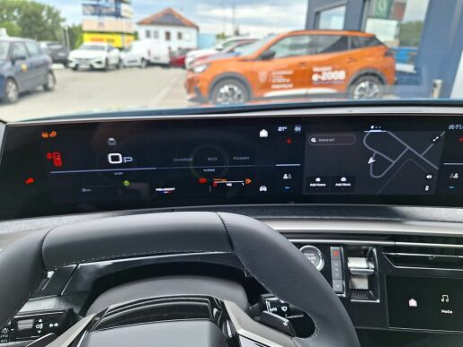 Peugeot 3008 ALLURE Hybrid 136 e-DCS6