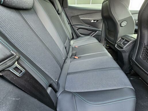 Peugeot 3008 1.5 BHDi 130 ALLURE PACK EAT8