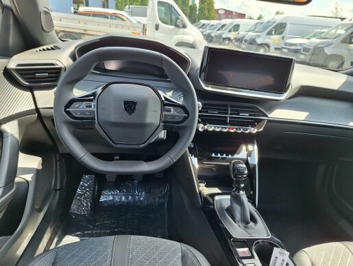 Peugeot 2008 ALLURE PureTech 100 MAN6