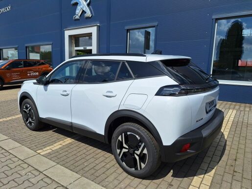 Peugeot 2008 ALLURE PureTech 100 MAN6