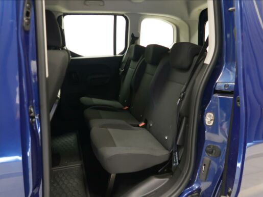 Peugeot Rifter 1,2 i ALLURE  PureTech 110