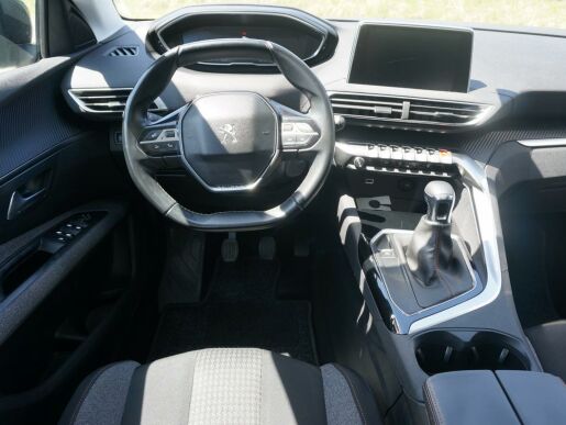 Peugeot 5008 Active 1.5 BlueHDi 130k