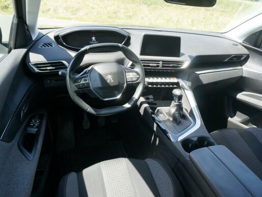 Peugeot 5008 Active 1.5 BlueHDi 130k MAN 6