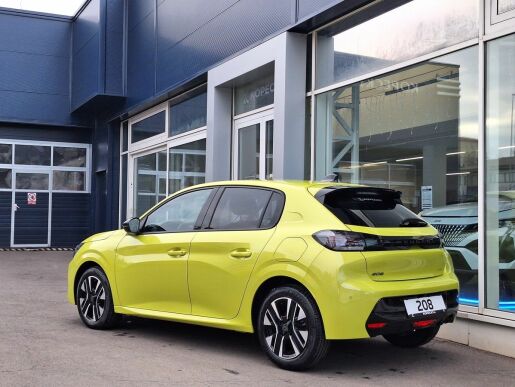 Peugeot 208 ALLURE 1.2 PT 100K MAN6