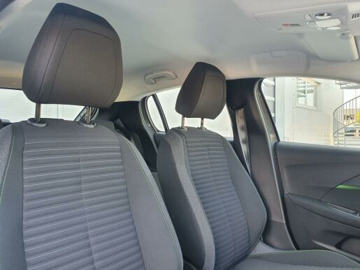 Peugeot 208 208 ACTIVE Hybrid 100 e-DCS6