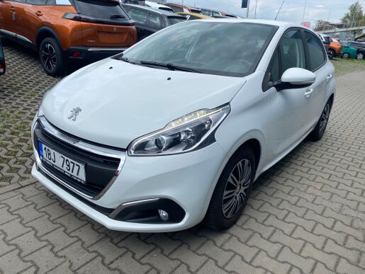Peugeot 208 ACTIVE 1.2PureTech 82hp, CZ, KLIMA