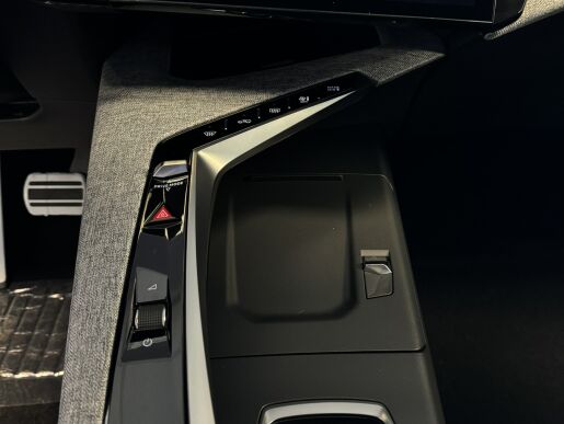 Peugeot 3008 GT Hybrid 136 e-DCS6