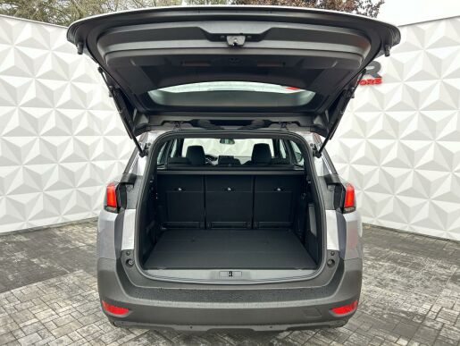 Peugeot 5008 Active Pack 1.5 BlueHDi EAT8