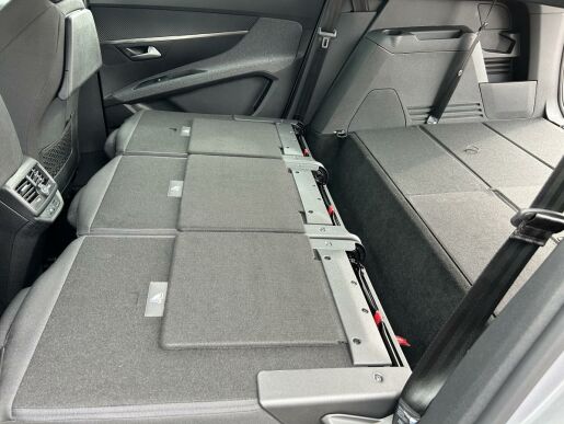 Peugeot 5008 Active Pack 1.5 BlueHDi EAT8