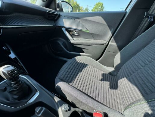 Peugeot 2008 ACTIVE PureTech 100 S&S MAN 6