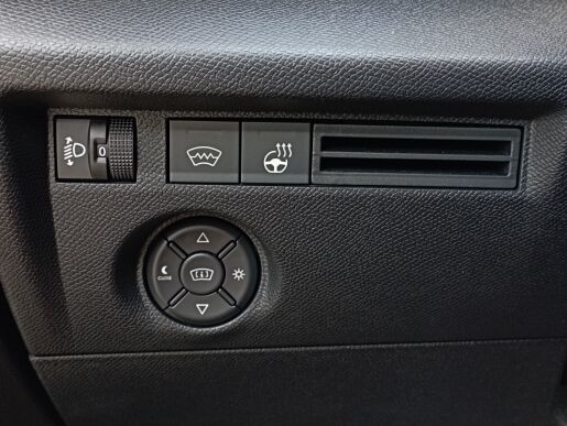 Citroën C4 C4 MAX Hybrid 136 ë-DCS6