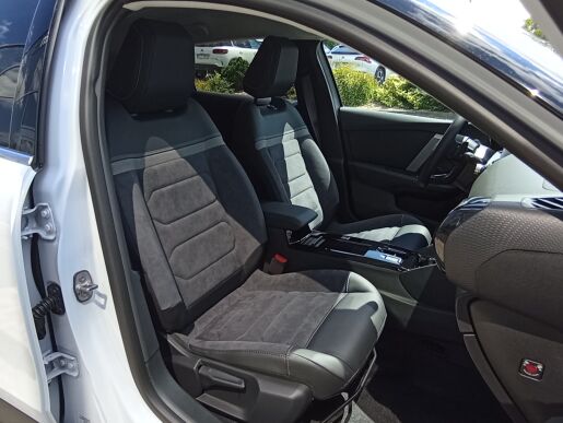 Citroën C4 C4 MAX Hybrid 136 ë-DCS6