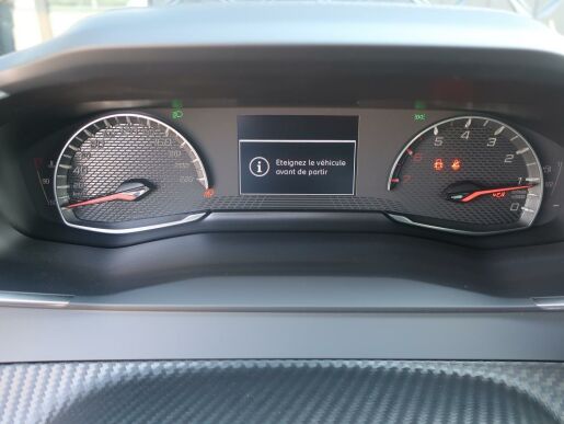 Peugeot 2008 ACTIVE 100k MAN6
