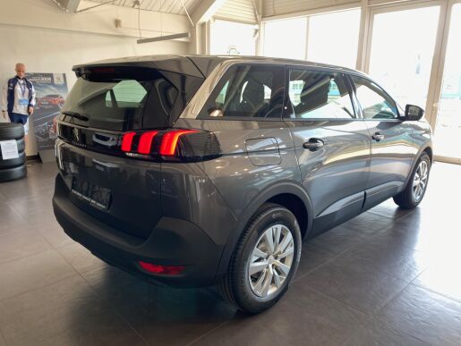 Peugeot 5008 ACTIVE PACK BlueHDi 130 EAT8 - 1975