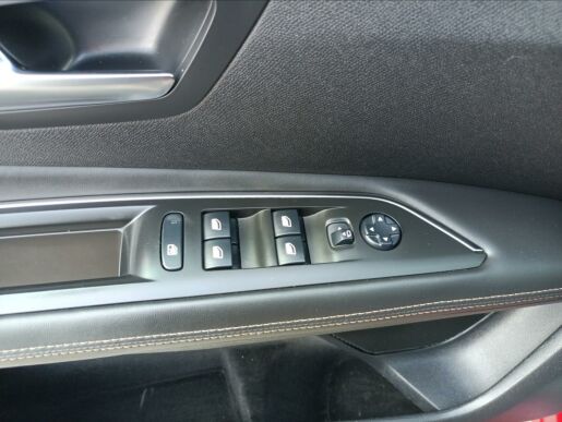 Peugeot 3008 2,0 GT  BHDi 180k EAT6,DPH