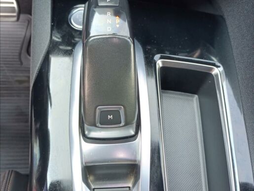 Peugeot 3008 2,0 GT  BHDi 180k EAT6,DPH