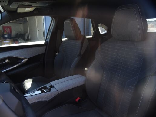 Peugeot 3008 ALLURE Hybrid 136 e-DCS6
