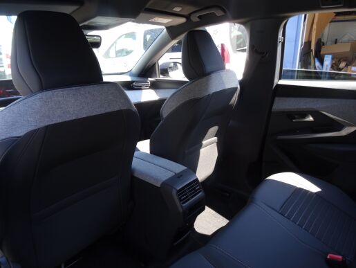 Peugeot 3008 ALLURE Hybrid 136 e-DCS6