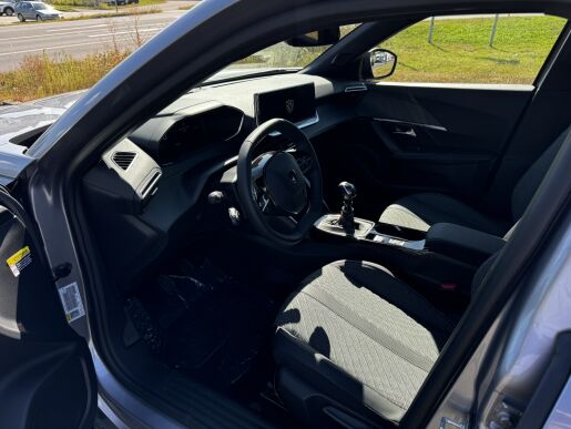 Peugeot 2008 ALLURE PureTech 100 S&S MAN6