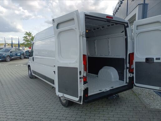 Opel Movano 2,2 L3H2 3500 2,2CDTi 165k MAN6