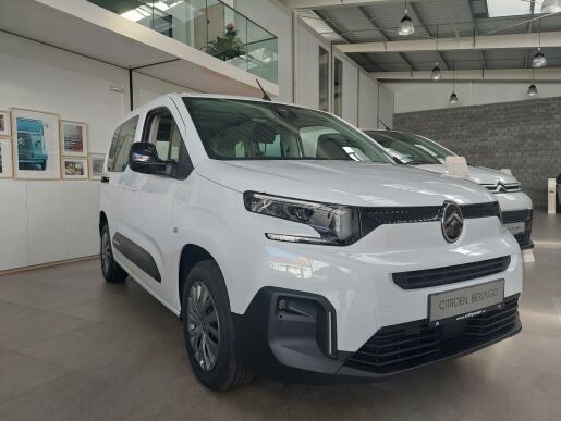 Citroën Berlingo osobní NOVÉ PLUS 1.5 BlueHDi 100 S&S MAN6 , L+P boční dveře , tažné zařízení                                