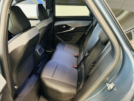 Peugeot 3008 ALLURE Hybrid 136 e-DCS6