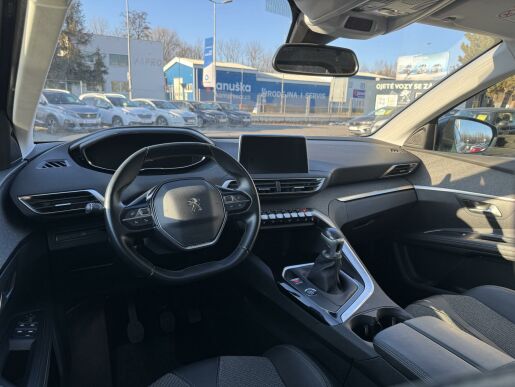 Peugeot 5008 ALLURE 1.2 PureTech MAN6