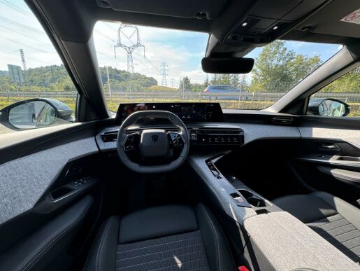 Peugeot 3008 ALLURE Hybrid 136 e-DCS6