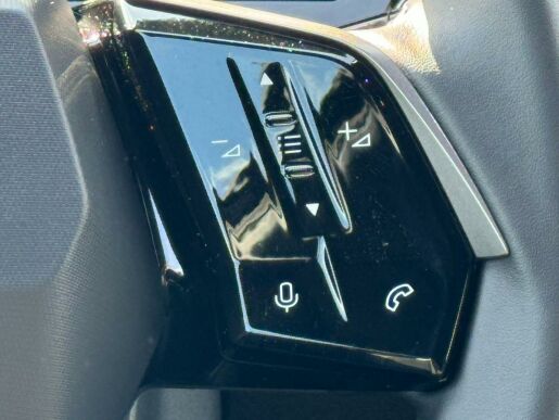 Peugeot 3008 ALLURE Hybrid 136 e-DCS6