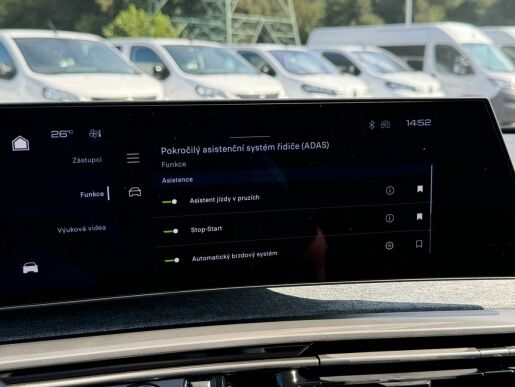 Peugeot 3008 ALLURE Hybrid 136 e-DCS6