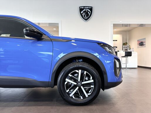 Peugeot 2008 ACTIVE, Hybrid 136k, Automat