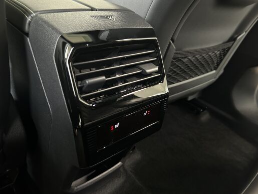 Peugeot 3008 E-GT Elektromotor 157kW / 210k