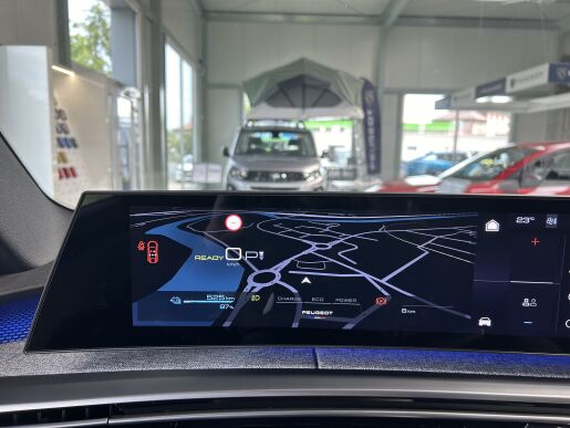 Peugeot 3008 E-GT Elektromotor 157kW / 210k